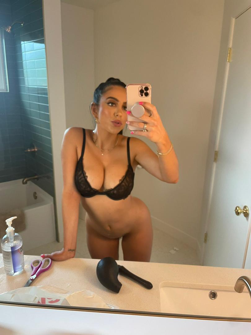 Down to fuck ? Text me ❤️💦💦