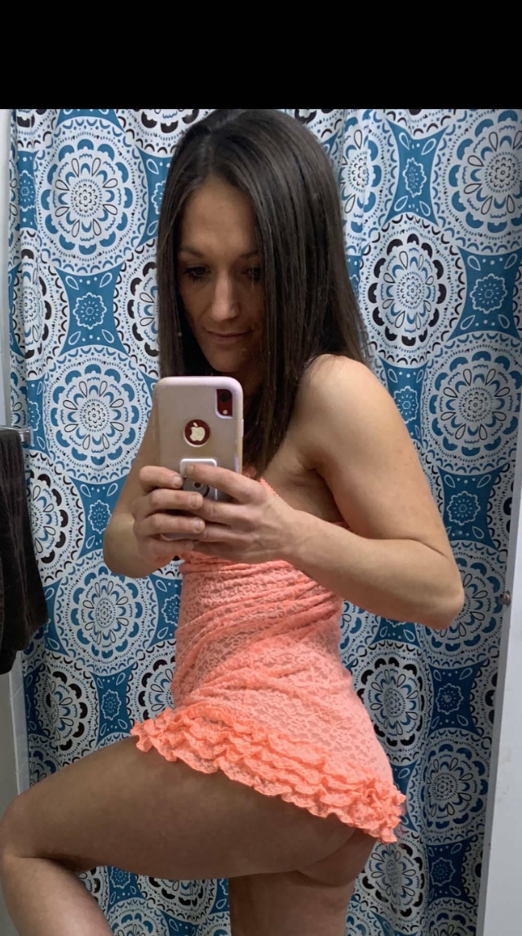 LEAVING IN THE EARLY AM..BOOK NOW!!