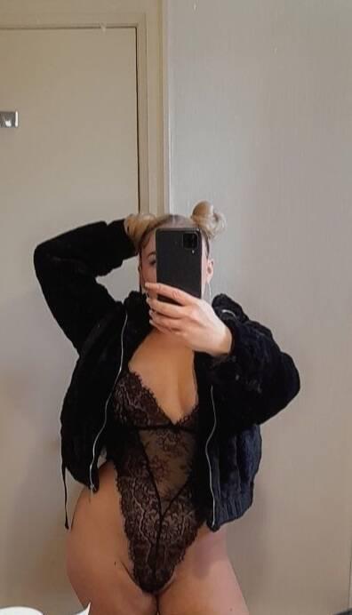 NEW SLIMTHICK VIXEN