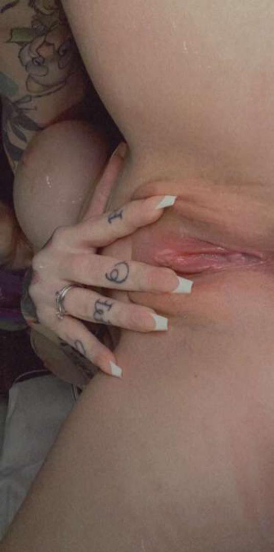 I’m down and available for sex hookup