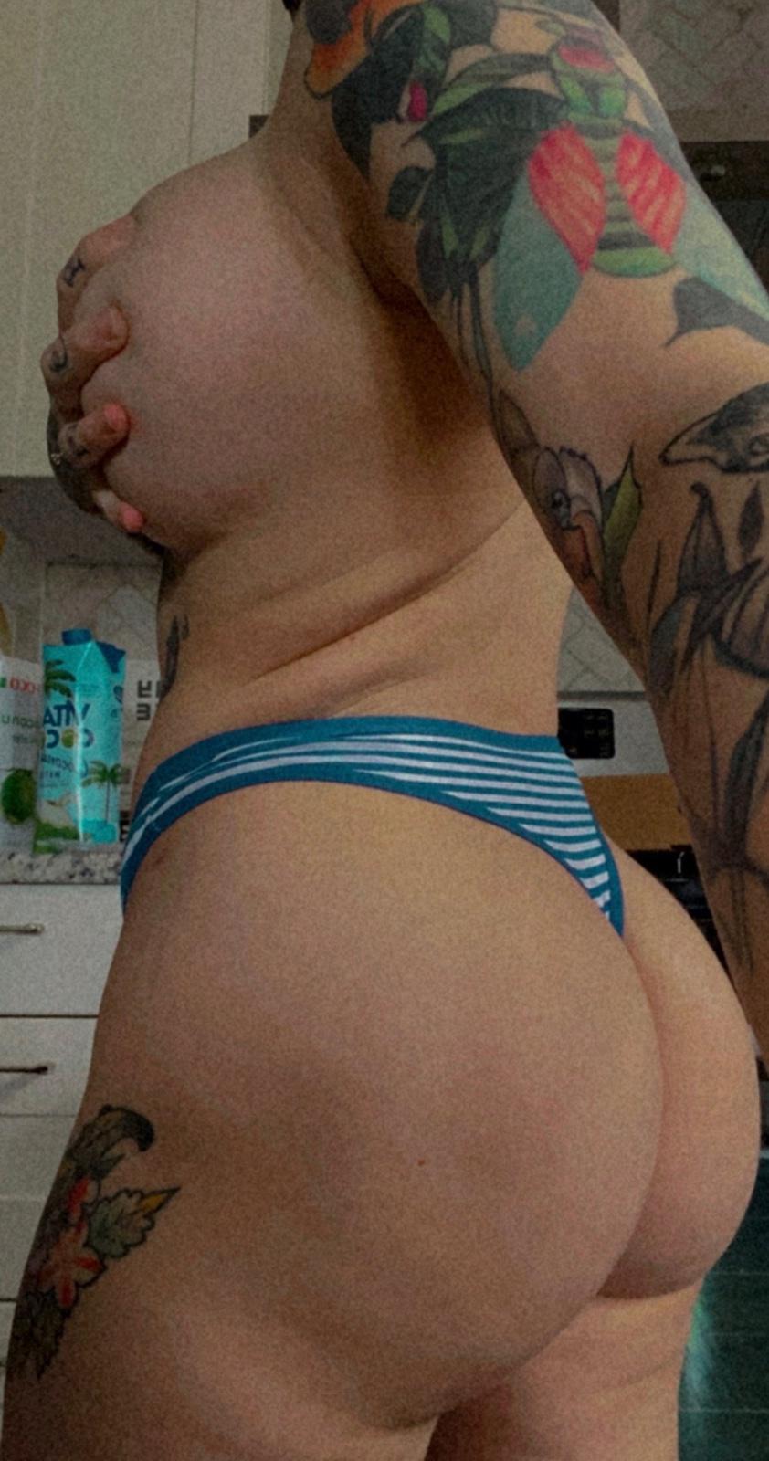Available for fun 🍆🍑🍆🍑🍆🍑