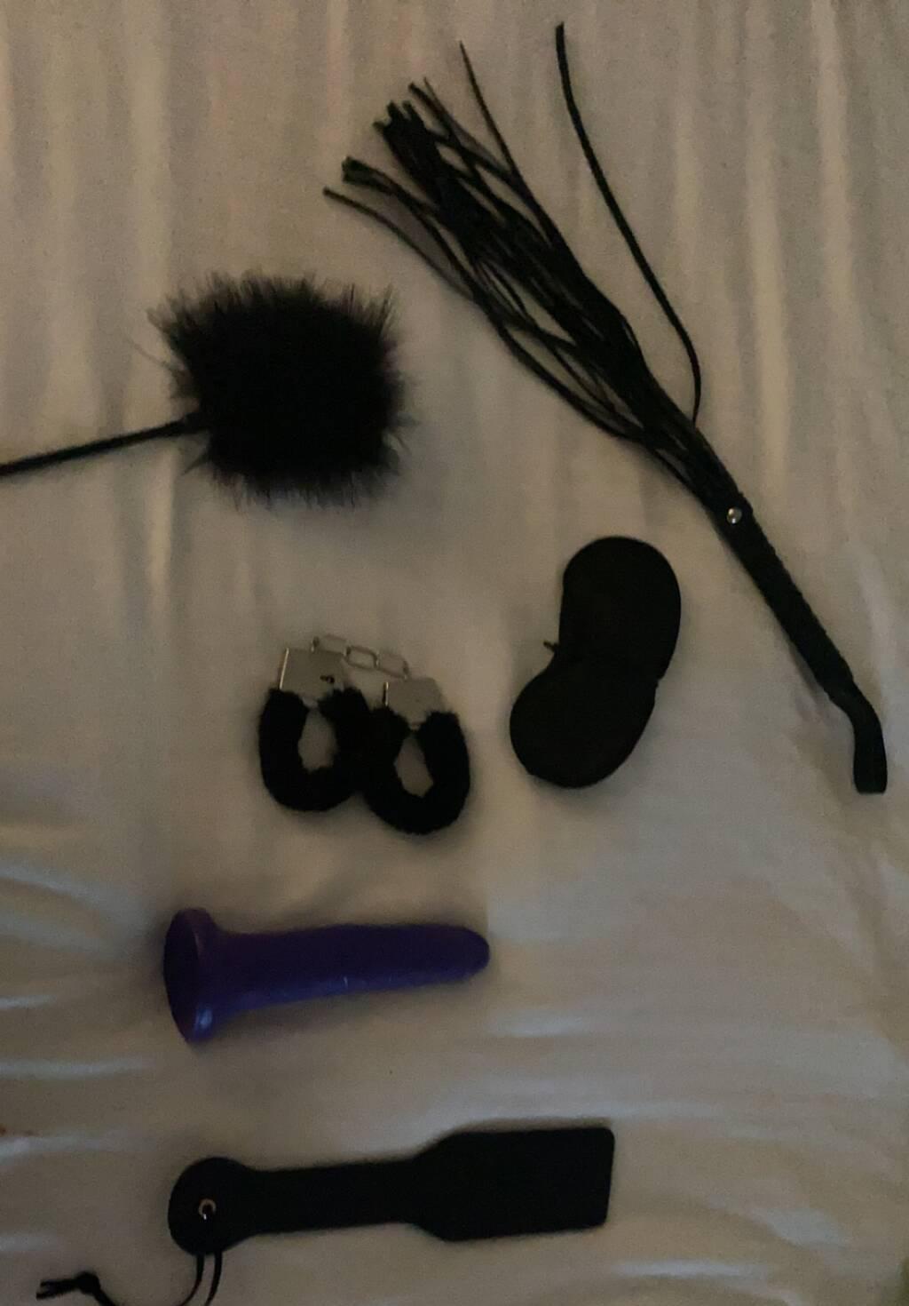 No GaG ReFlExTHROAT  DEMON CoMeFeEl ThEs3 ToNSiLlS