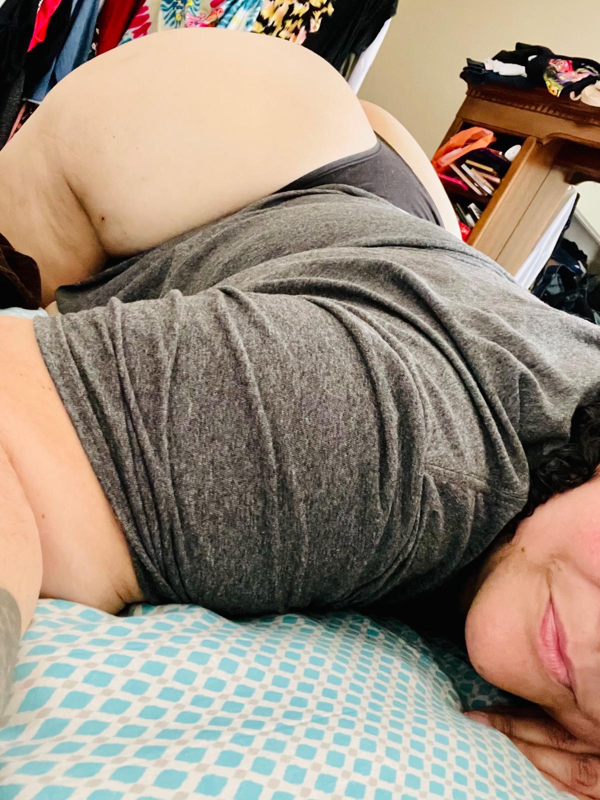 Ready to please you 🍆💦💋