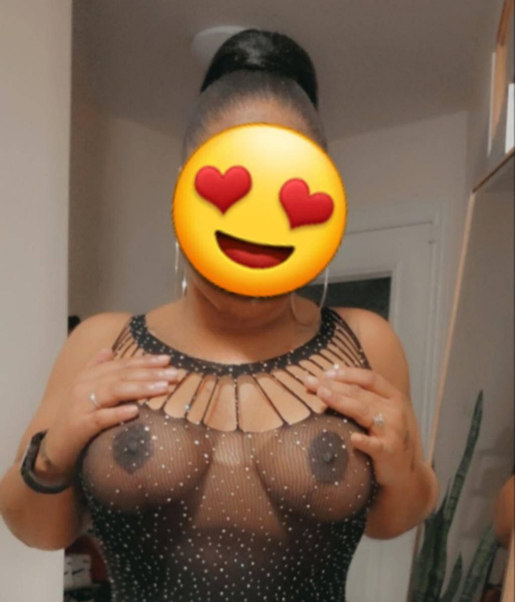 Updated Pics... DESTINY WETTEST PUSSY . Creamy Caramel SnacK