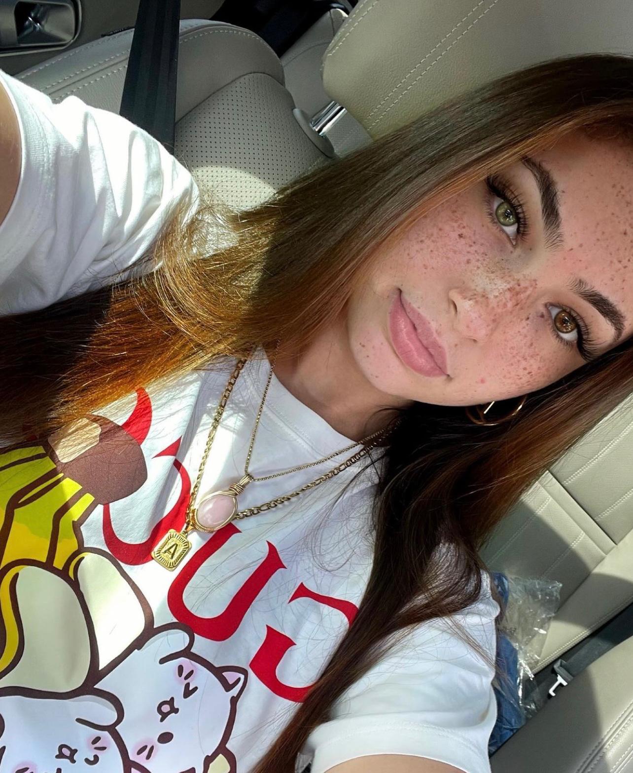 HOOKUP TO FUCK 🍑🍑🍆🍆💦💦💦 AVAILABLE FOR INCALL AND OUTCALL 💦 💦 💦