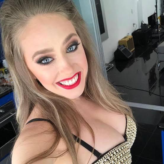 Make Up/ Hook up