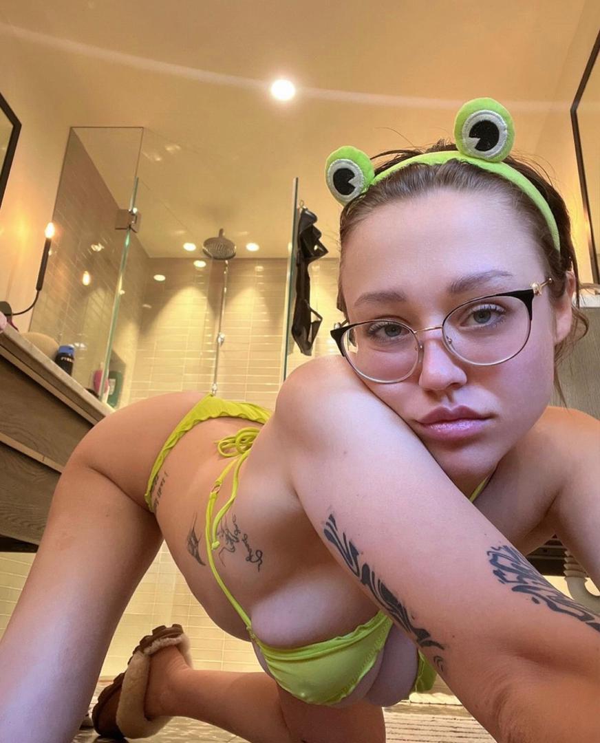 Snapchat: Sexyaleahj REAL AND READY FOR FUN 🍆🍑TEXT (774) 238-7157