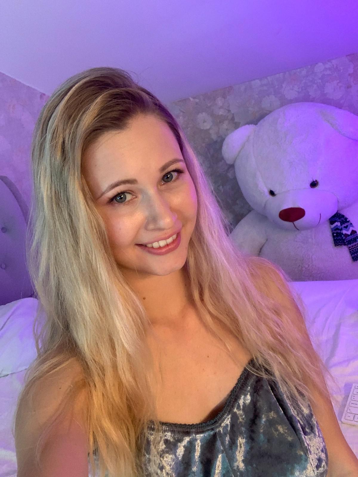 LOOKING🍭4🍬D🍦SWEETEST🍼MILKY💦JUICY🌧WET🍇**🍓SEND A DM(561) 819-8229