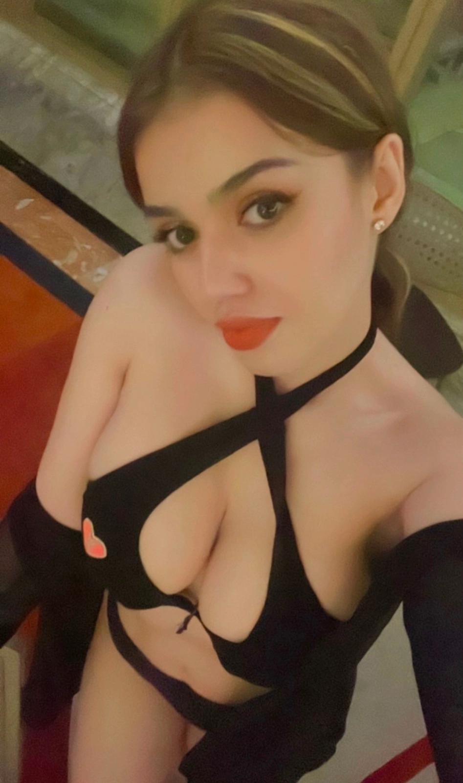 I’m available for hookup❤️❤️