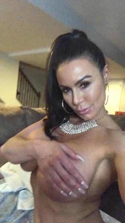 I’m available for sexhookup ❤️👅🍆🍆🍆💯💯