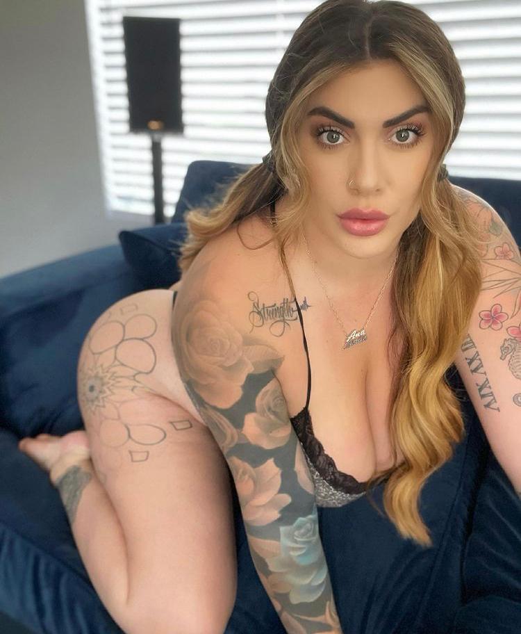 I’m available for hookup babe🍆🍑