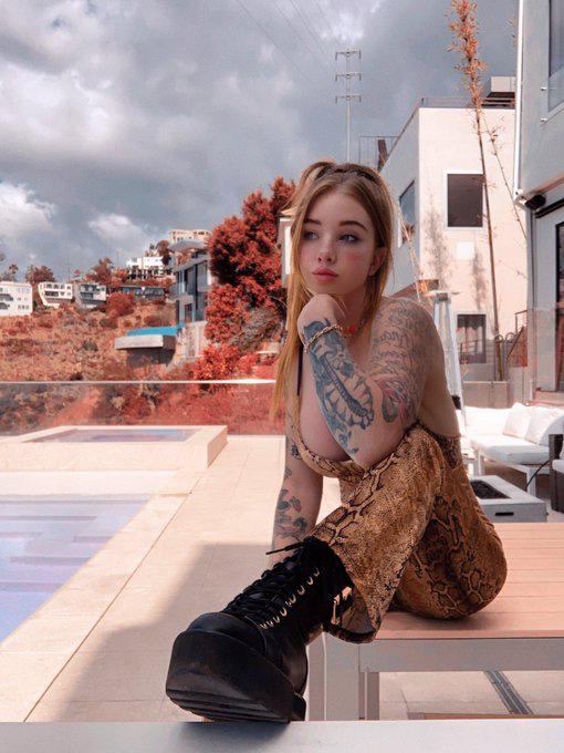 I’m here for hookups HMU if you’re ready for some naughty 👿 fun!!!🥵🥵💦💦