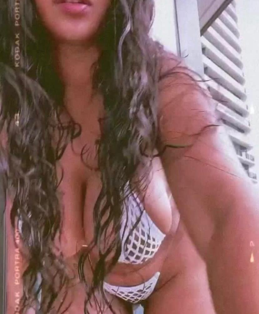 HEY I’M AVAILABLE 🥵🥵🍆🍆💦💦