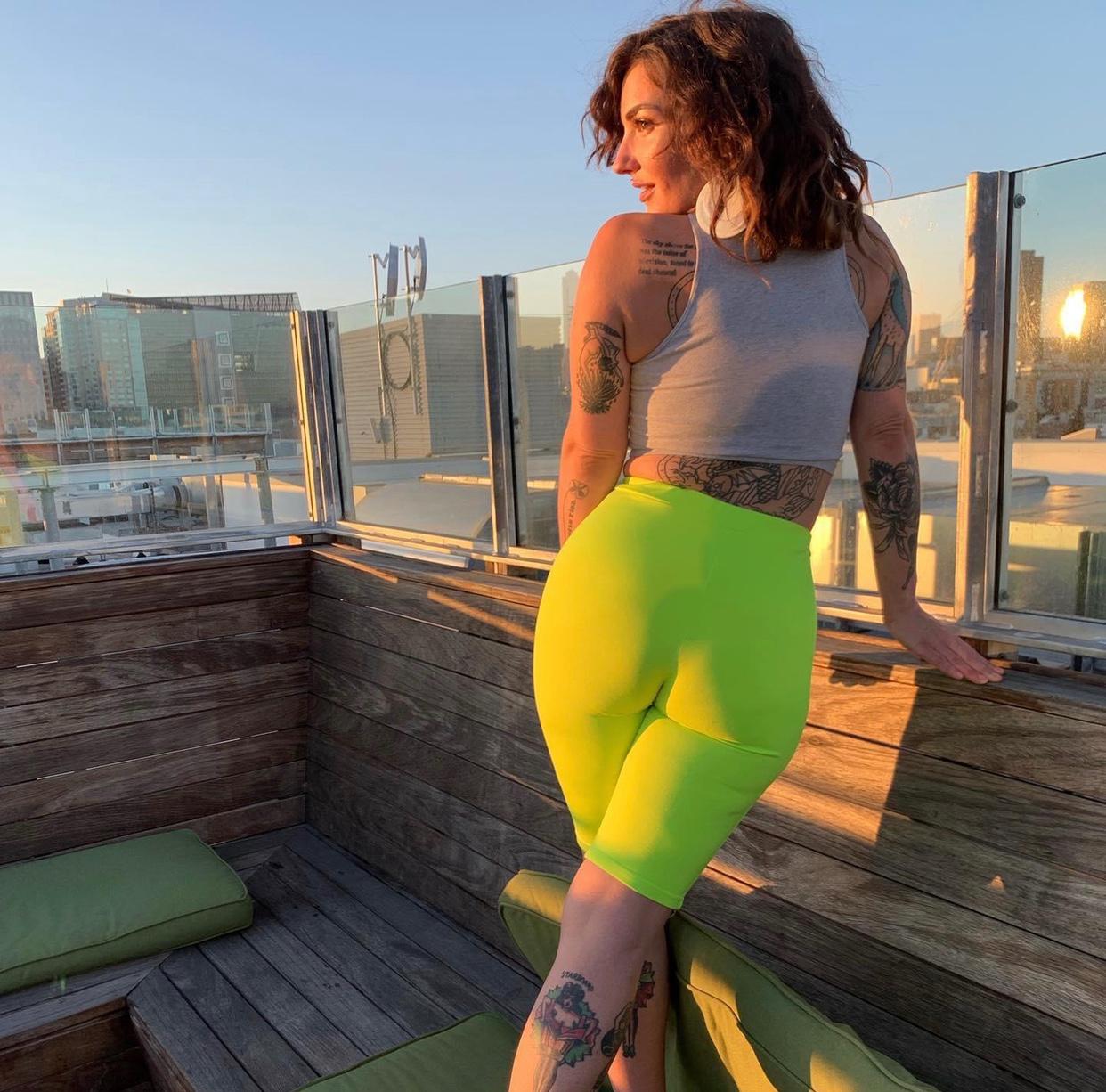 Am Available for hookup with good fuck and suck
