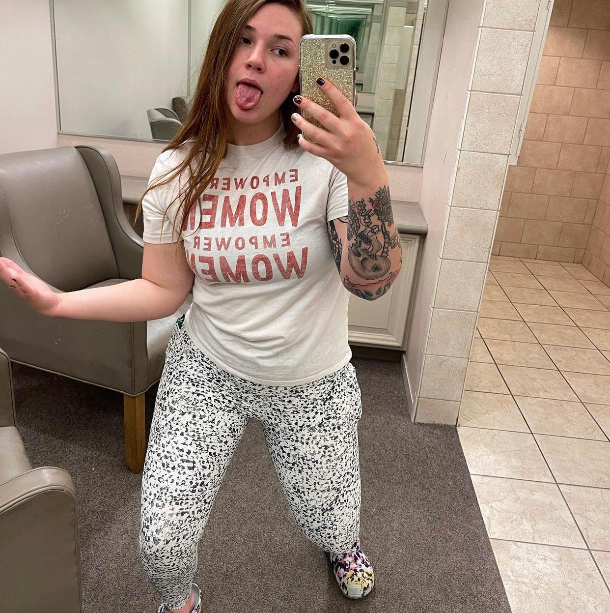 I’m available for hookup both incall and outcall services 🥰🍆🍑🥶