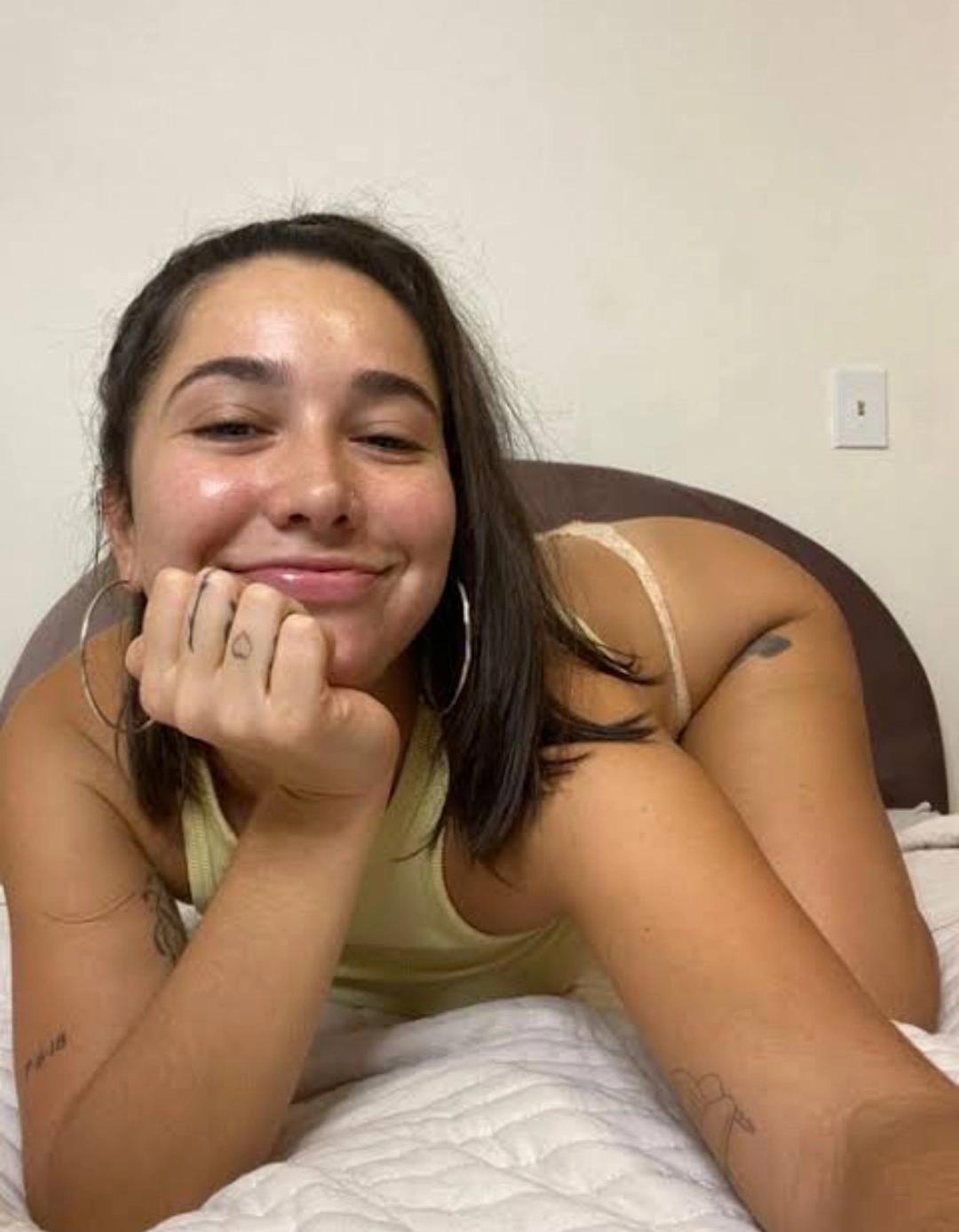 Ism Theresa and available for hookup only