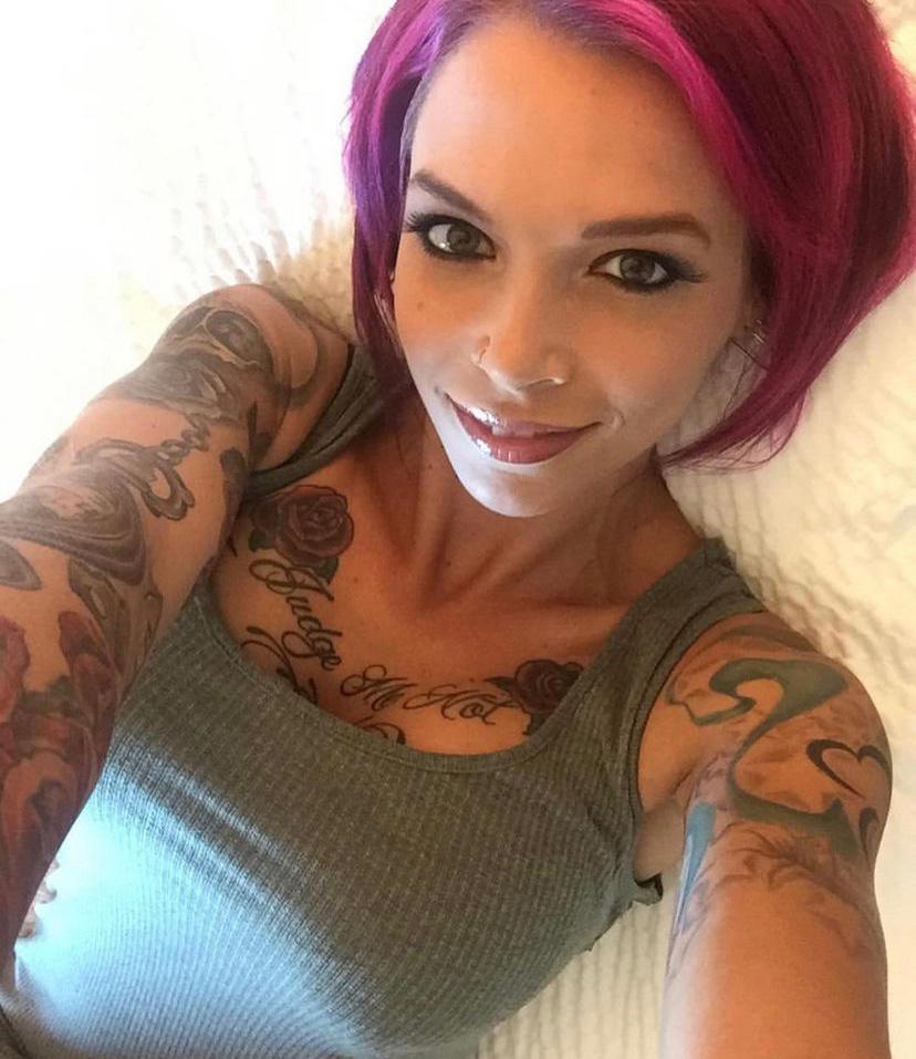 I’m ready to have that cock🍆🍑inside my wet💦pussy