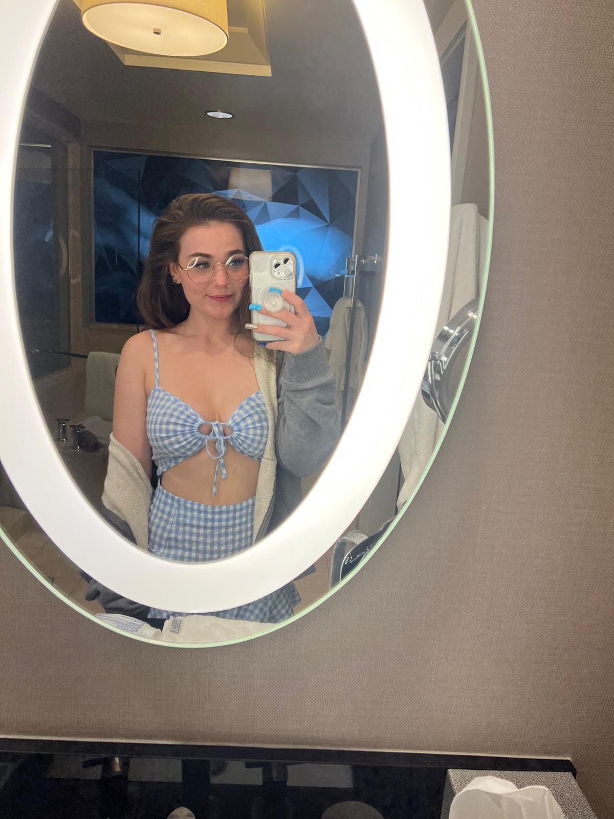 I’m Available in Etobicoke🥰