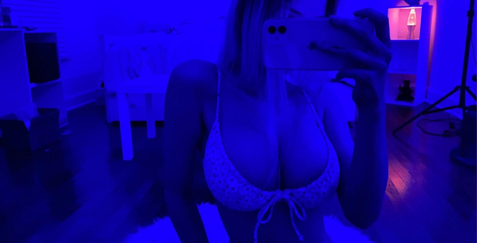 HOOKUP ASHLEY 💦