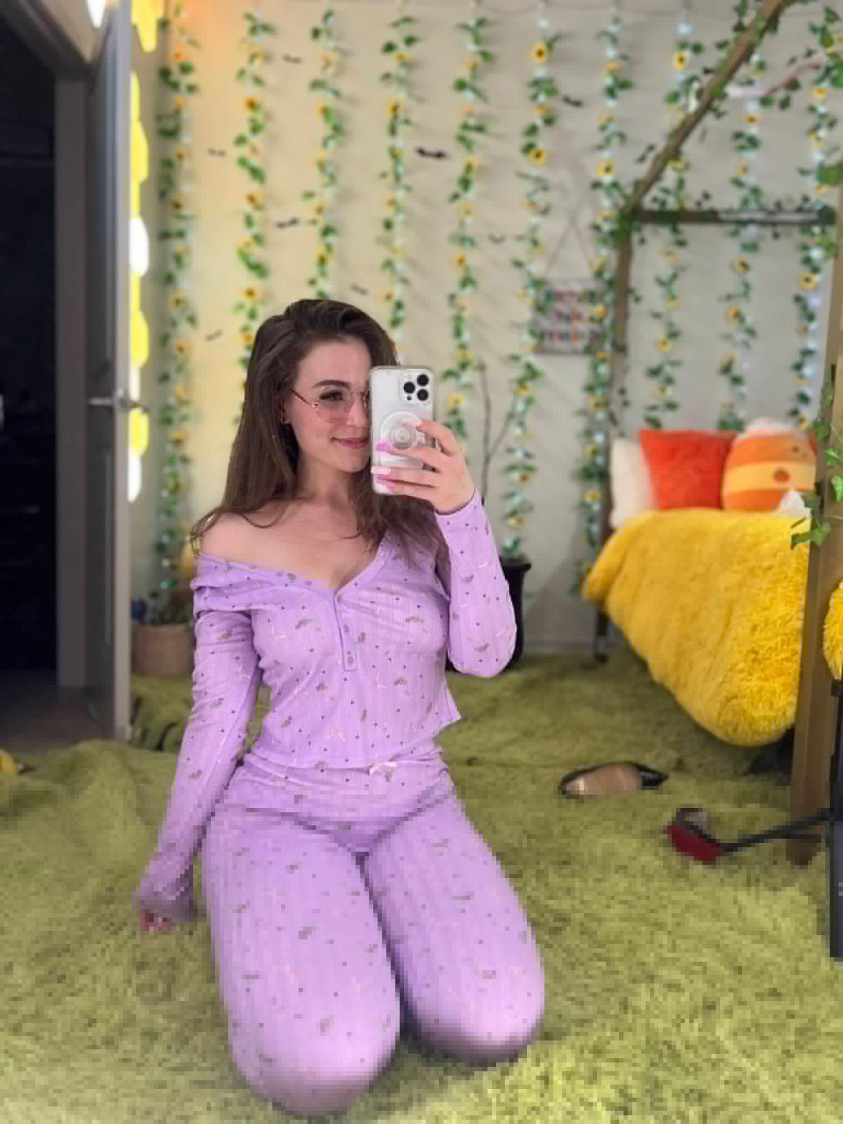I’m Available in Oakville🥰