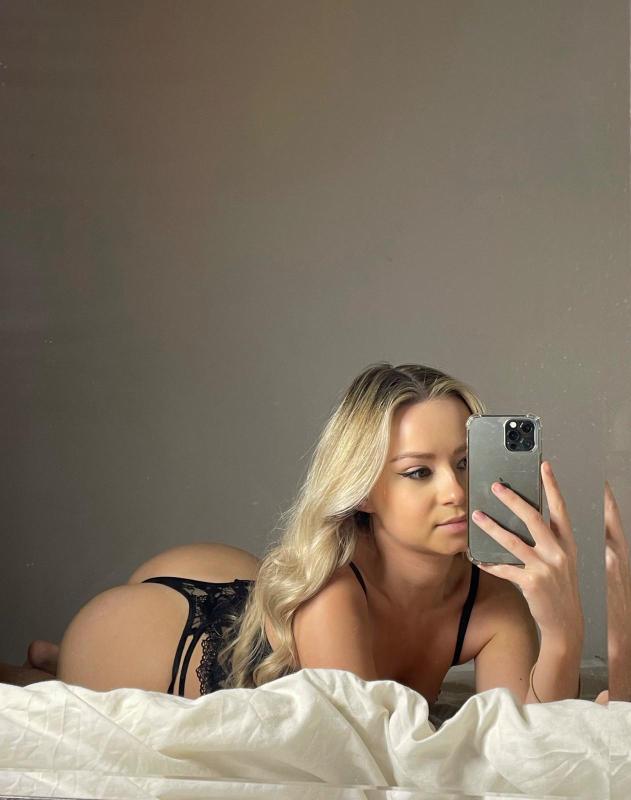 ESCORT AVAILABLE FOR HOOKUP